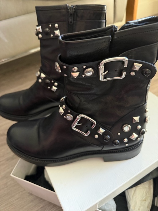 La CANADIENNE Shoes - La CANADIENNE Black Studded Leather Buckle Ankle Boots
